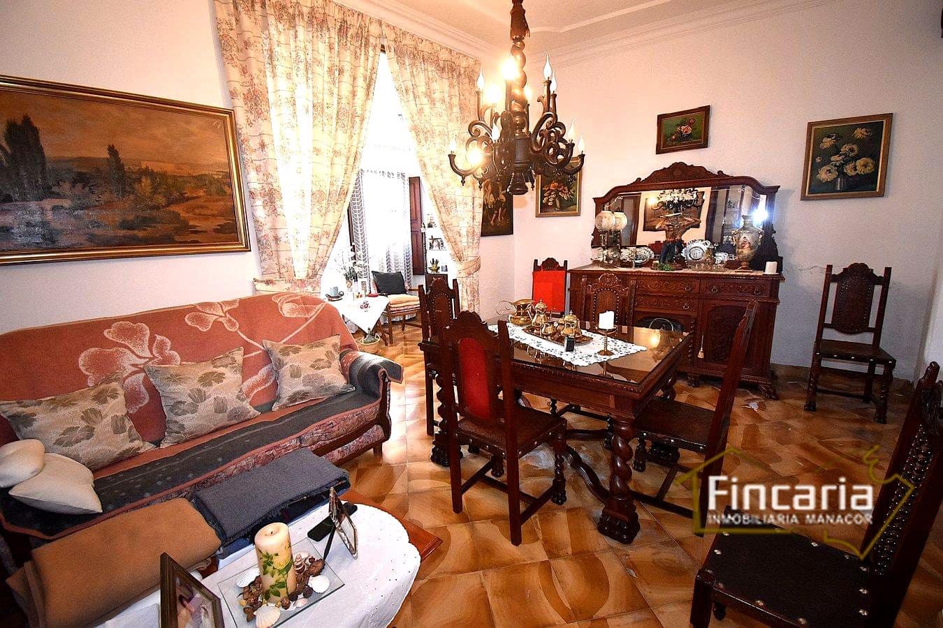 4 bedroom Villa for sale in Manacor with garage - € 450,000 (Ref: 9750962)