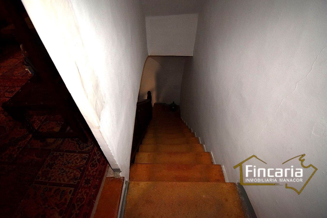 4 bedroom Villa for sale in Manacor with garage - € 450,000 (Ref: 9750962)