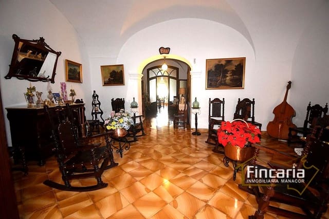 4 soverom Villa til salgs i Manacor med garasje - € 450 000 (Ref: 9750962)