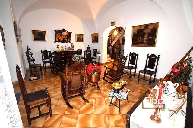 4 soverom Villa til salgs i Manacor med garasje - € 450 000 (Ref: 9750962)