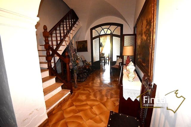 4 soverom Villa til salgs i Manacor med garasje - € 450 000 (Ref: 9750962)