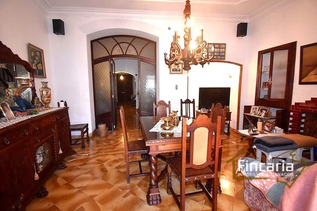 4 soverom Villa til salgs i Manacor med garasje - € 450 000 (Ref: 9750962)