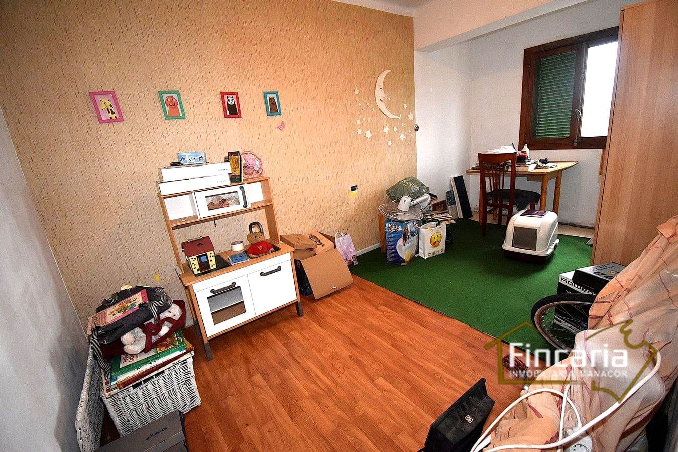 3 slaapkamer Flat te koop in Palma de Mallorca - € 205.000 (Ref: 9778532)