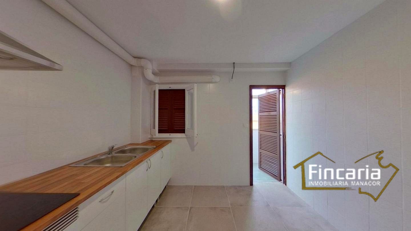 Piso de 3 habitaciones en Manacor en venta - 184.000 € (Ref: 9802556)