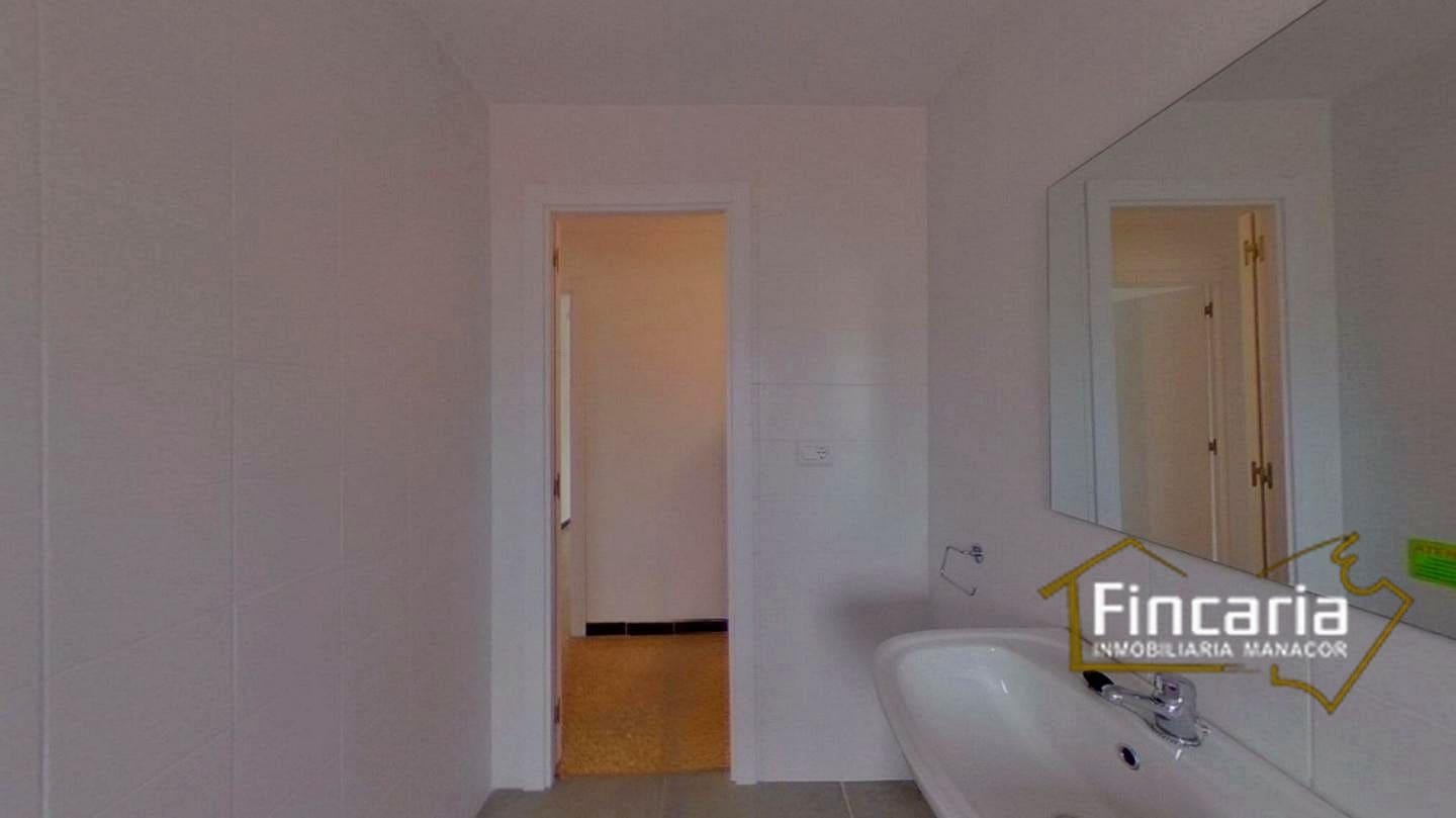 Piso de 3 habitaciones en Manacor en venta - 184.000 € (Ref: 9802556)