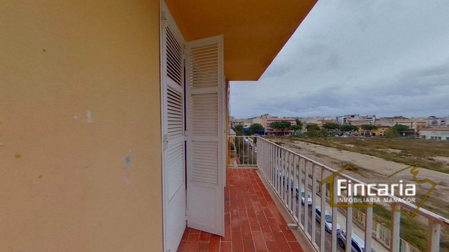 Piso de 3 habitaciones en Manacor en venta - 184.000 € (Ref: 9802556)