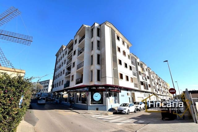 3 bedroom Flat for sale in Manacor - € 184,000 (Ref: 9802557)