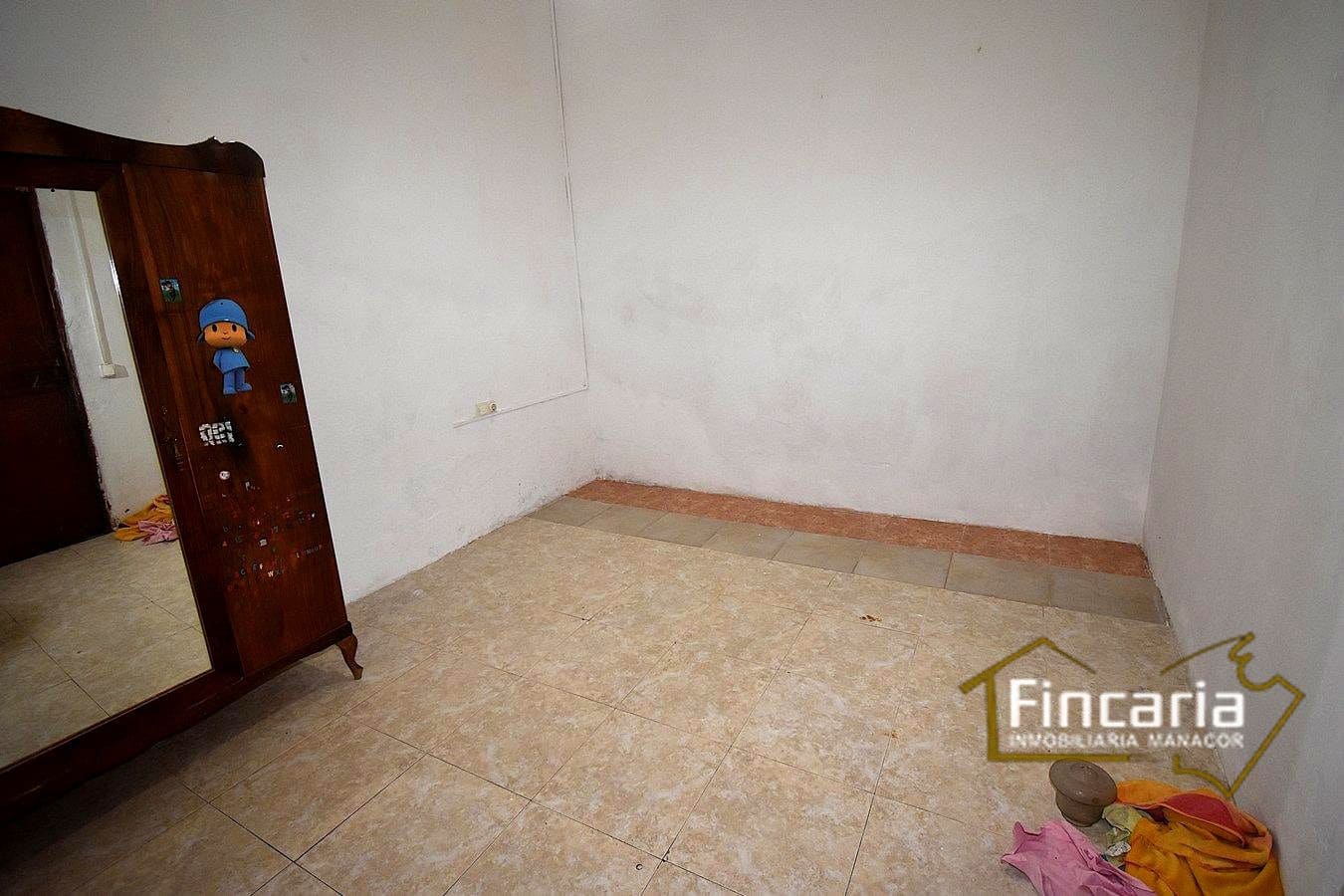 3 bedroom Flat for sale in Manacor - € 265,000 (Ref: 9827616)