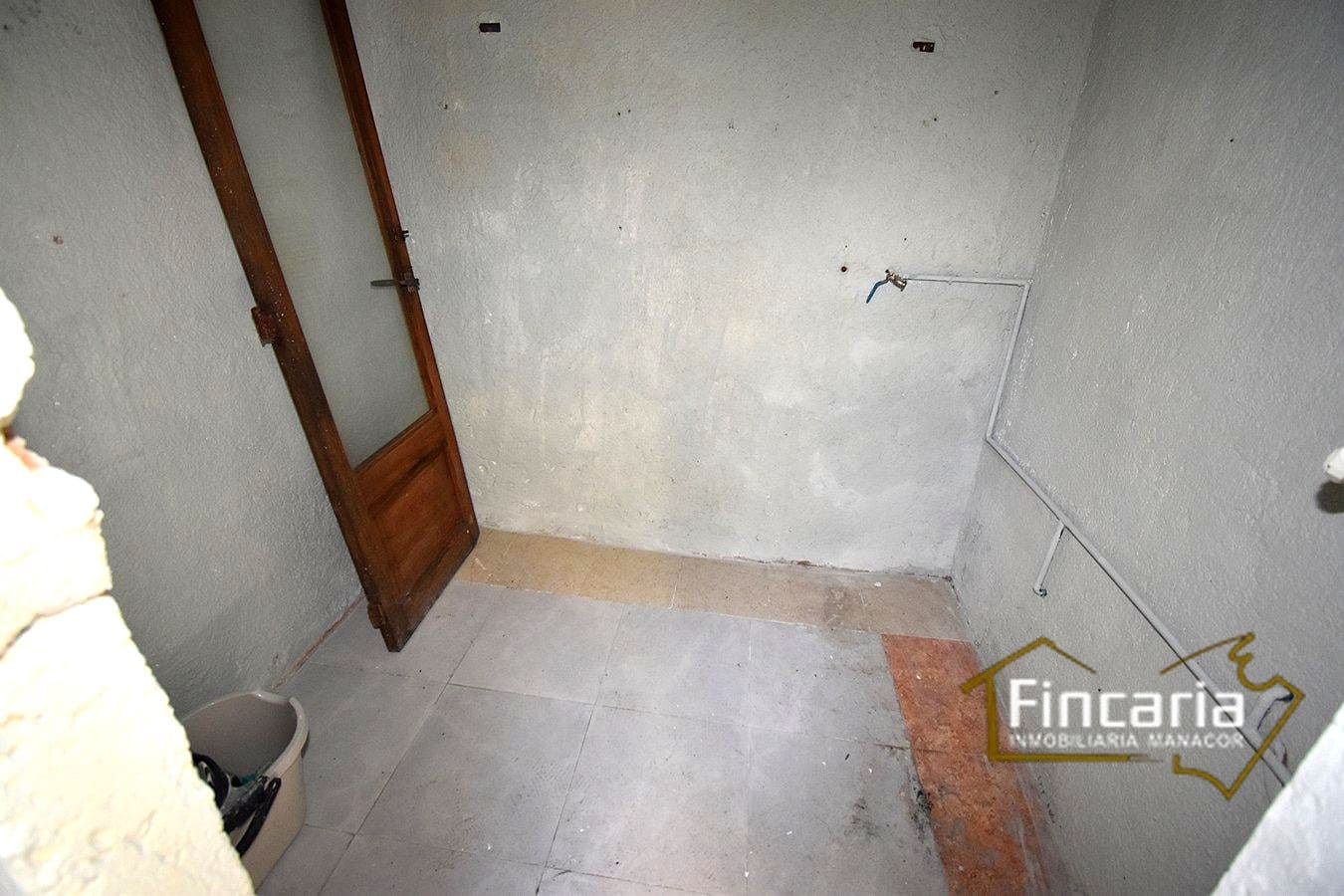3 bedroom Flat for sale in Manacor - € 265,000 (Ref: 9827616)