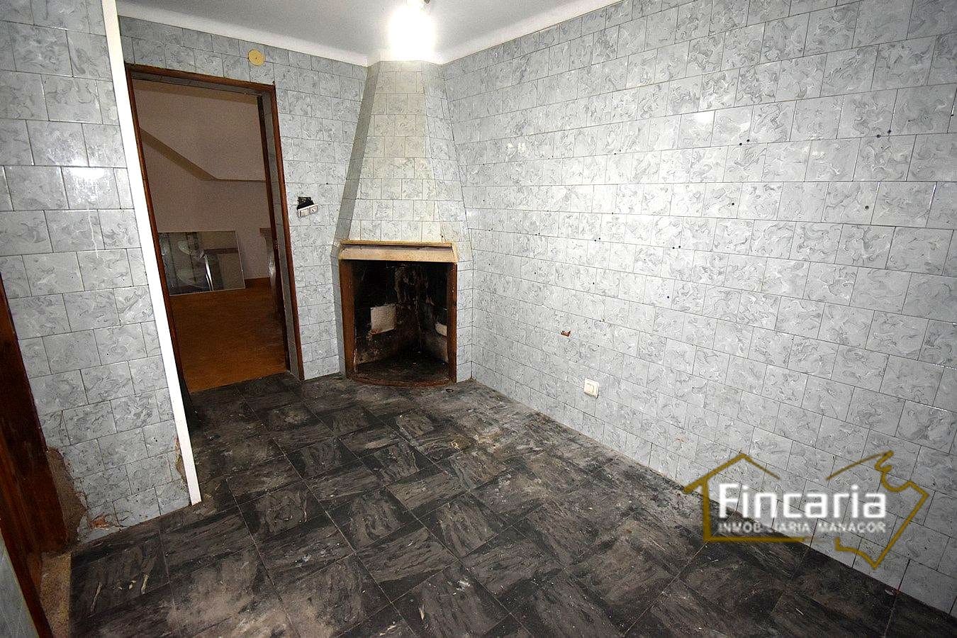 3 bedroom Flat for sale in Manacor - € 265,000 (Ref: 9827616)