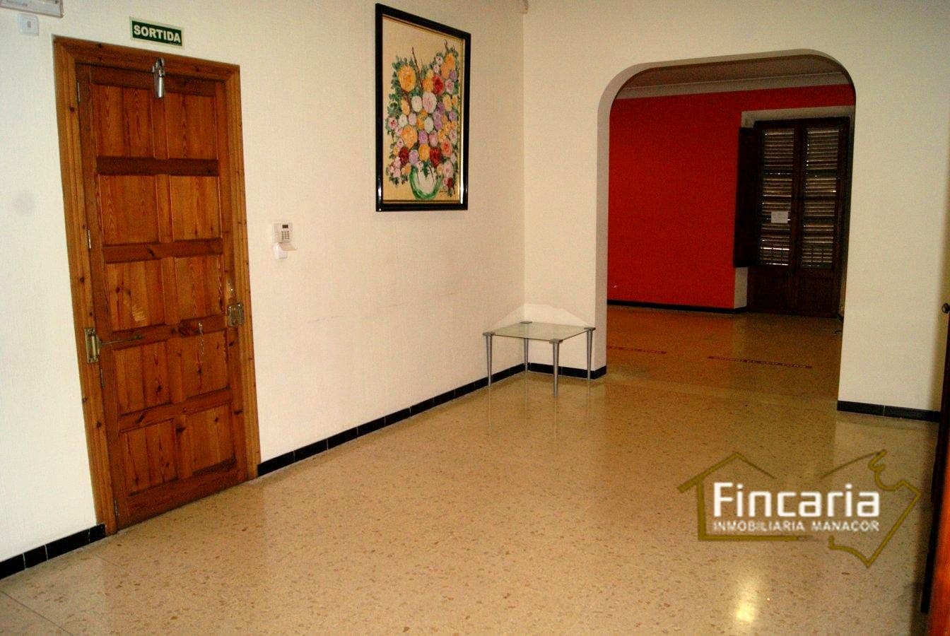 Escritório para arrendar em Manacor - 1 200 € (Ref: 9888412)