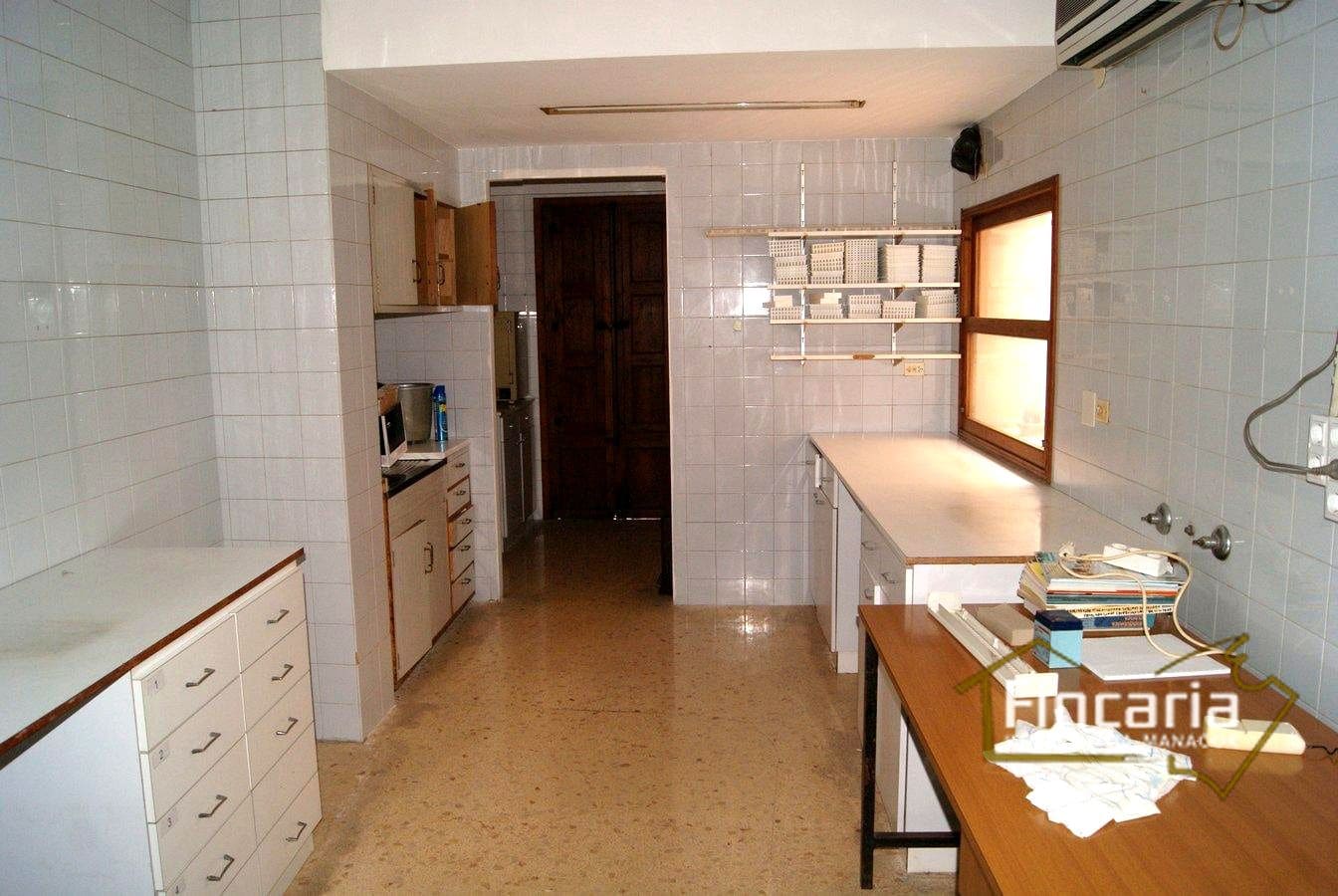 Escritório para arrendar em Manacor - 1 200 € (Ref: 9888412)