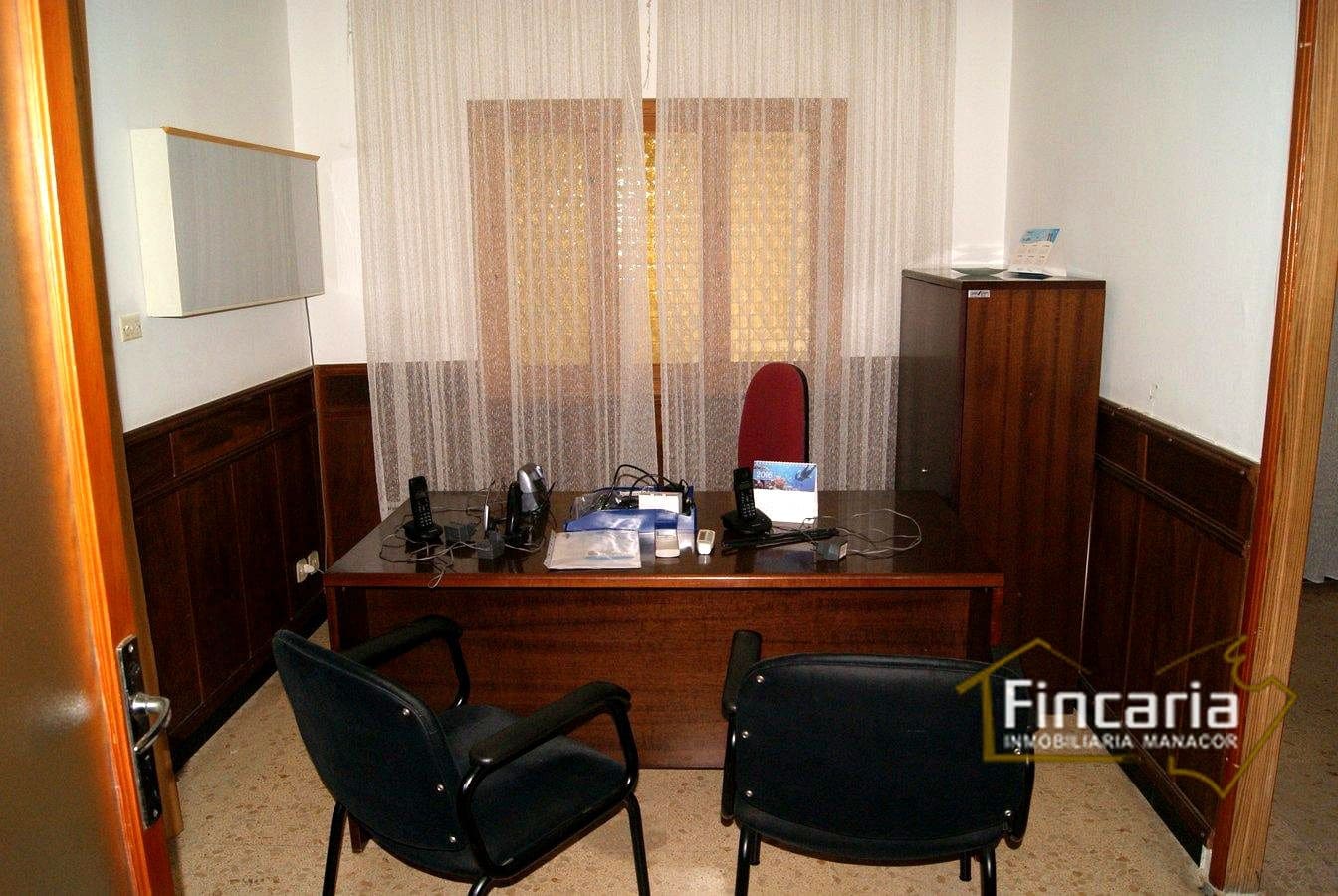 Escritório para arrendar em Manacor - 1 200 € (Ref: 9888412)