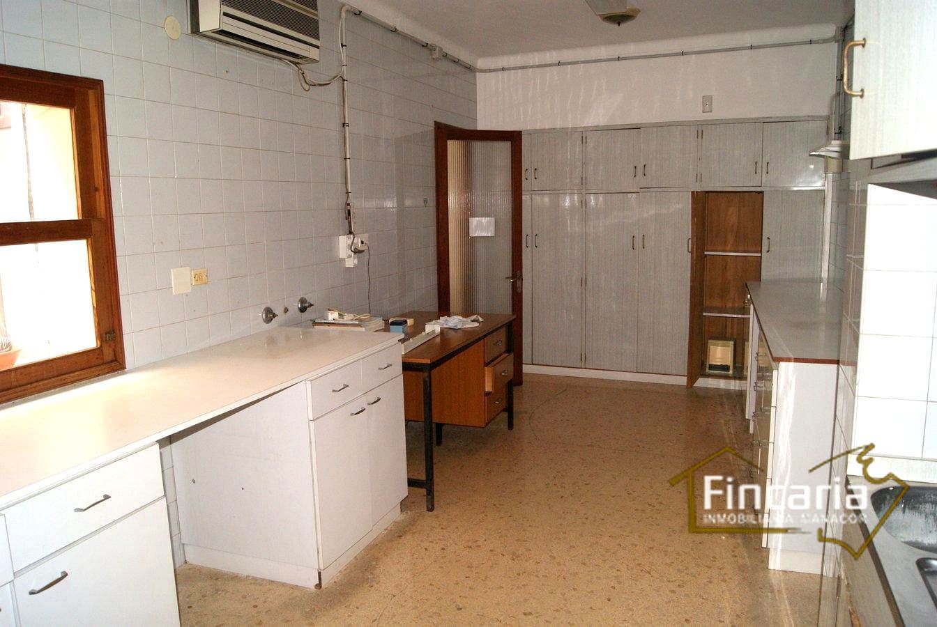 Escritório para arrendar em Manacor - 1 200 € (Ref: 9888412)