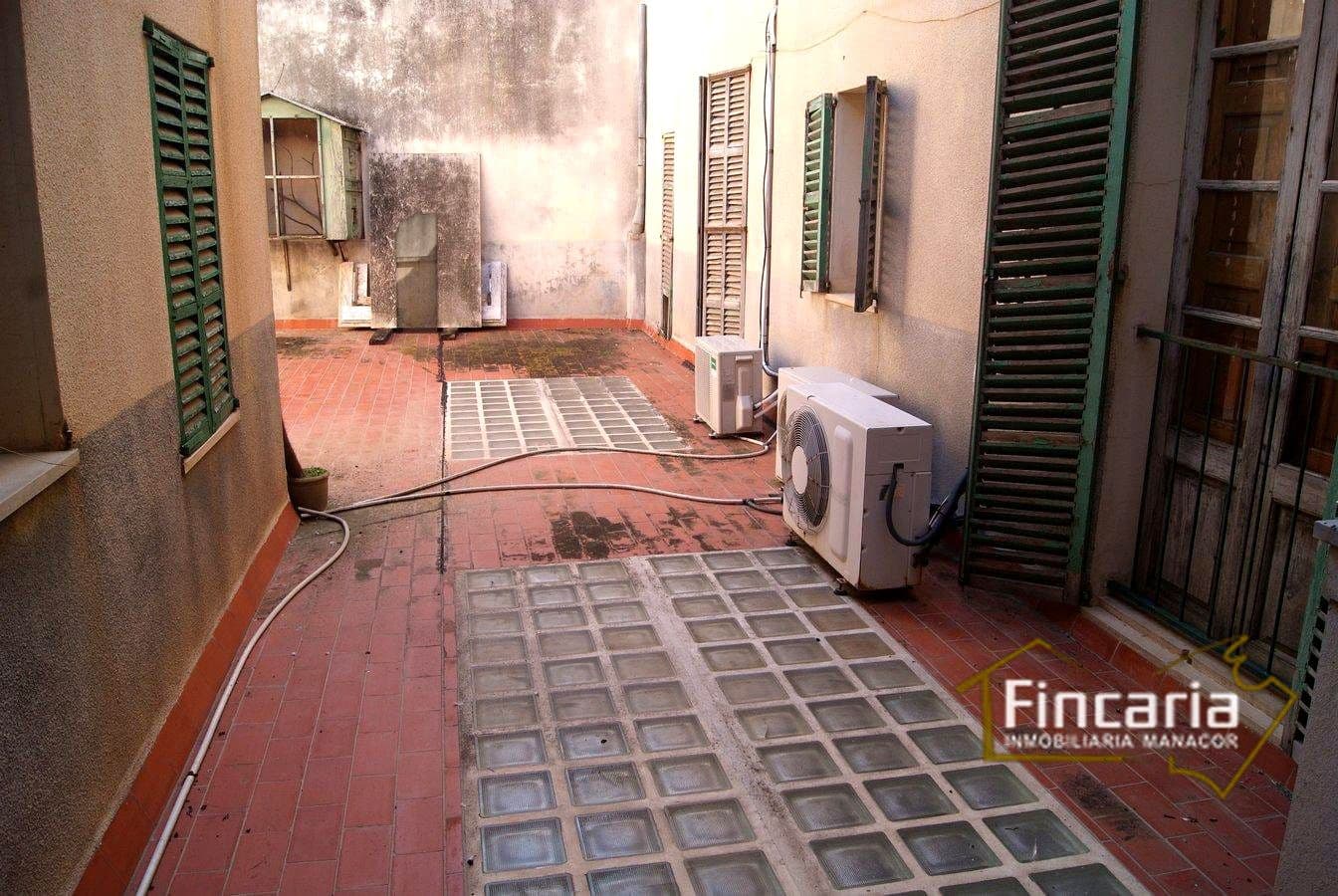 Escritório para arrendar em Manacor - 1 200 € (Ref: 9888412)