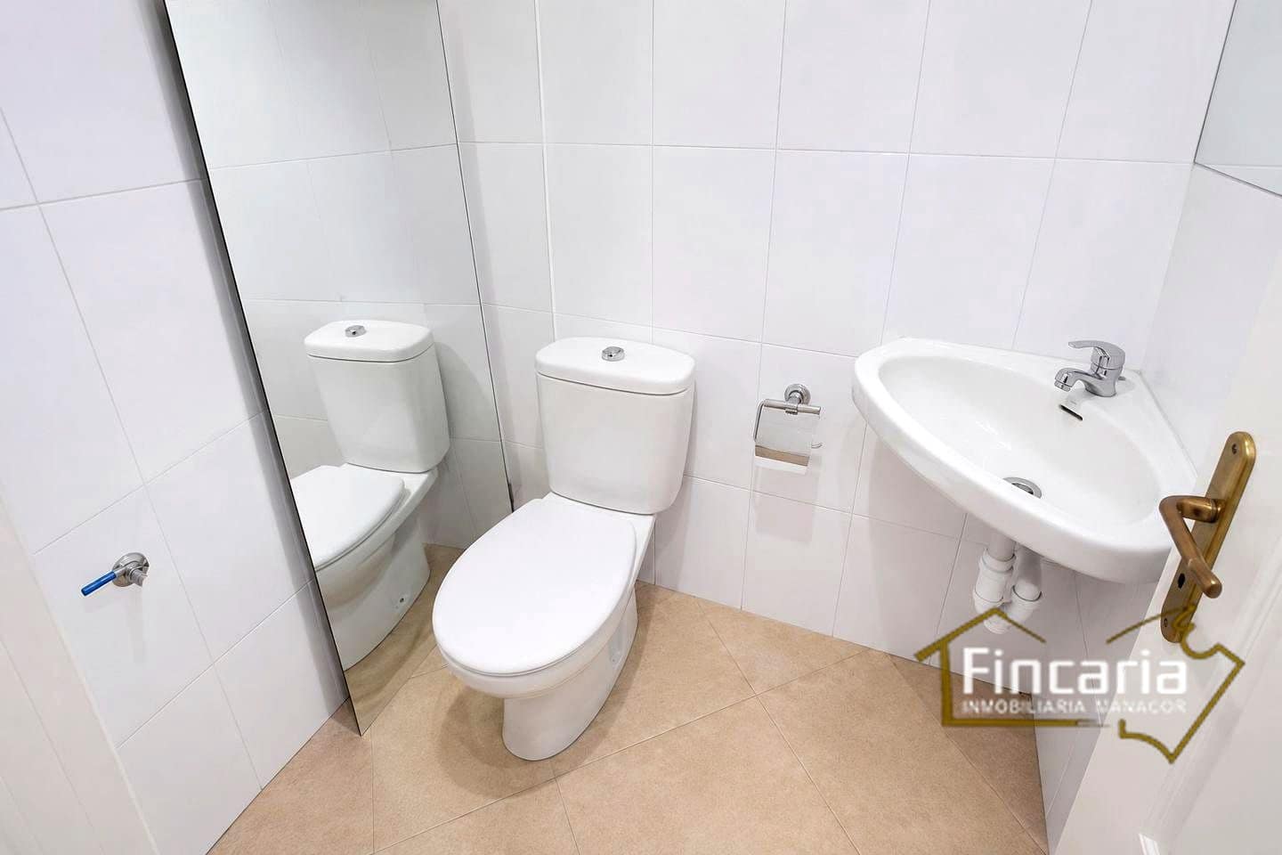 2 bedroom Business for rent in Portocristo / Port de Manacor - € 700 (Ref: 9911911)