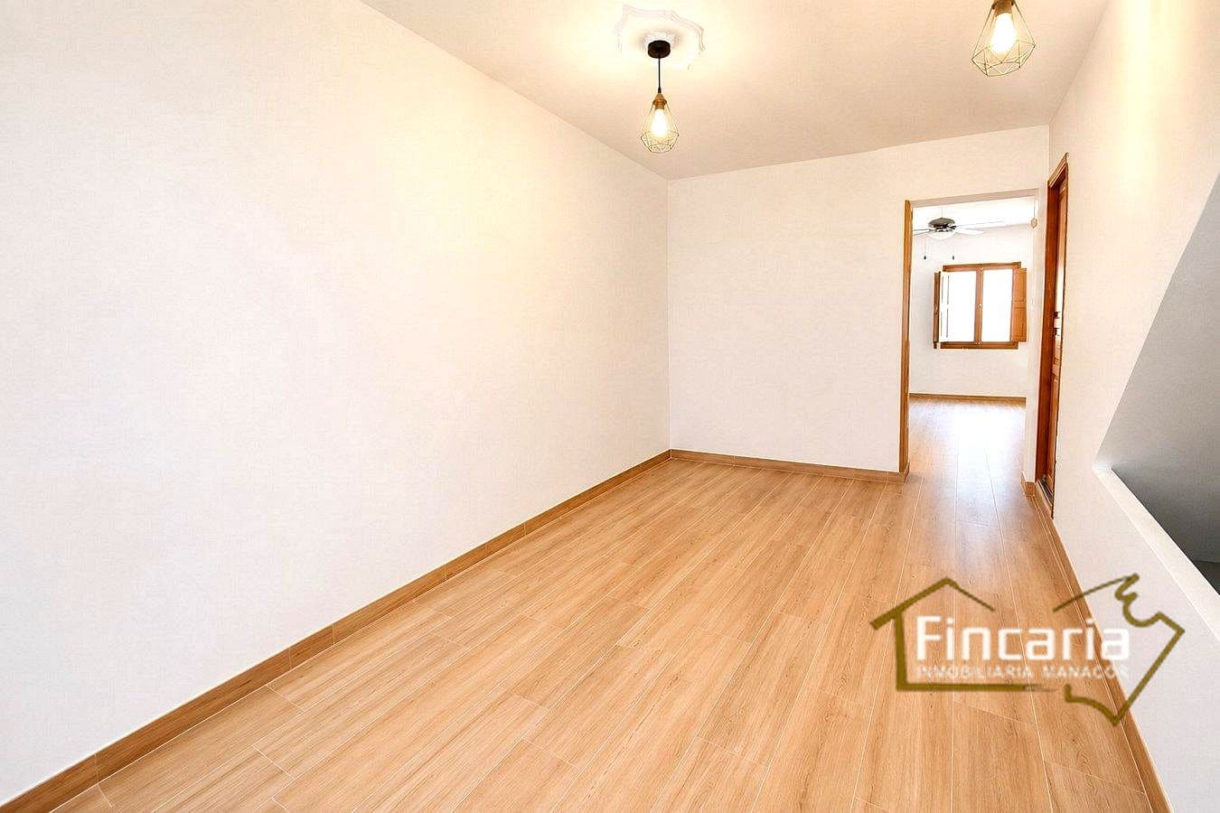2 bedroom Villa for sale in Manacor with garage - € 315,000 (Ref: 9937184)
