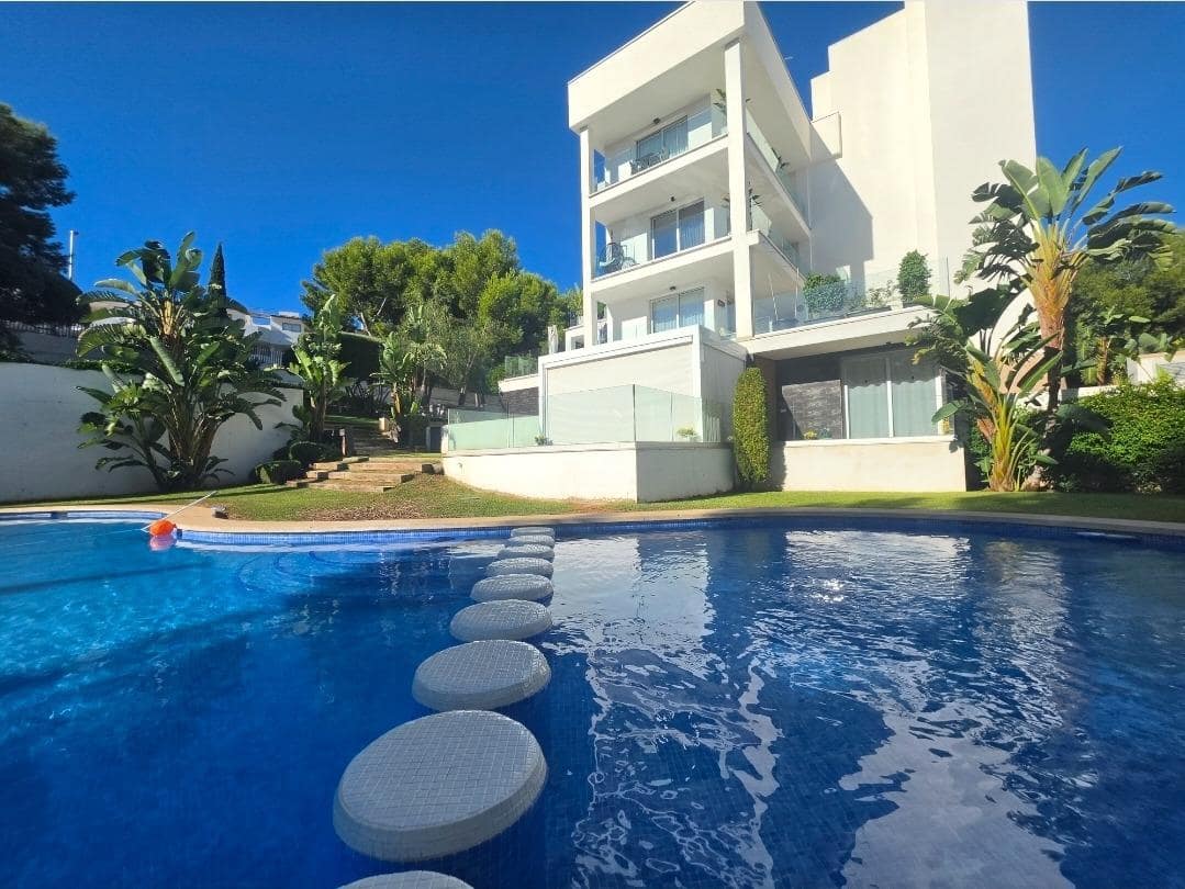 4 bedroom Apartment for sale in Cala Vinyes / Cala Vinyas / Cala Vinas with pool garage - € 845,000 (Ref: 10015594)