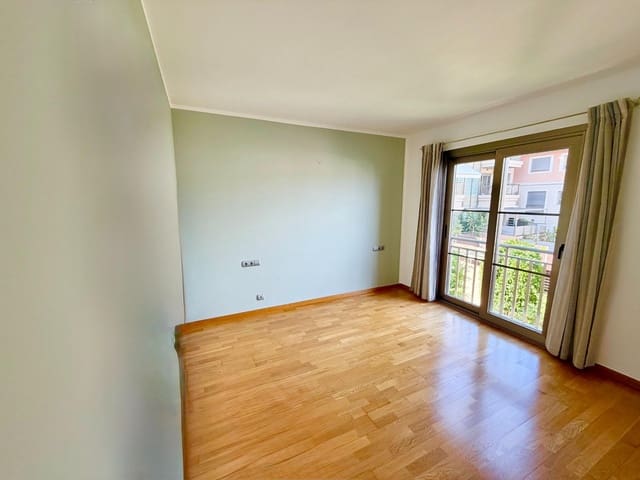 3 soverom Leilighet til leie i Palma de Mallorca med svømmebasseng garasje - € 2 000 (Ref: 10067945)