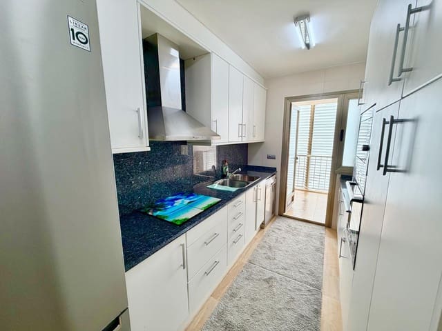 3 soverom Leilighet til leie i Palma de Mallorca med svømmebasseng garasje - € 2 000 (Ref: 10067945)
