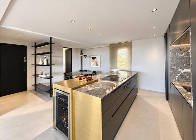 2 sovrum Lägenhet till salu i Palma de Mallorca med garage - 1 990 000 € (Ref: 10067946)