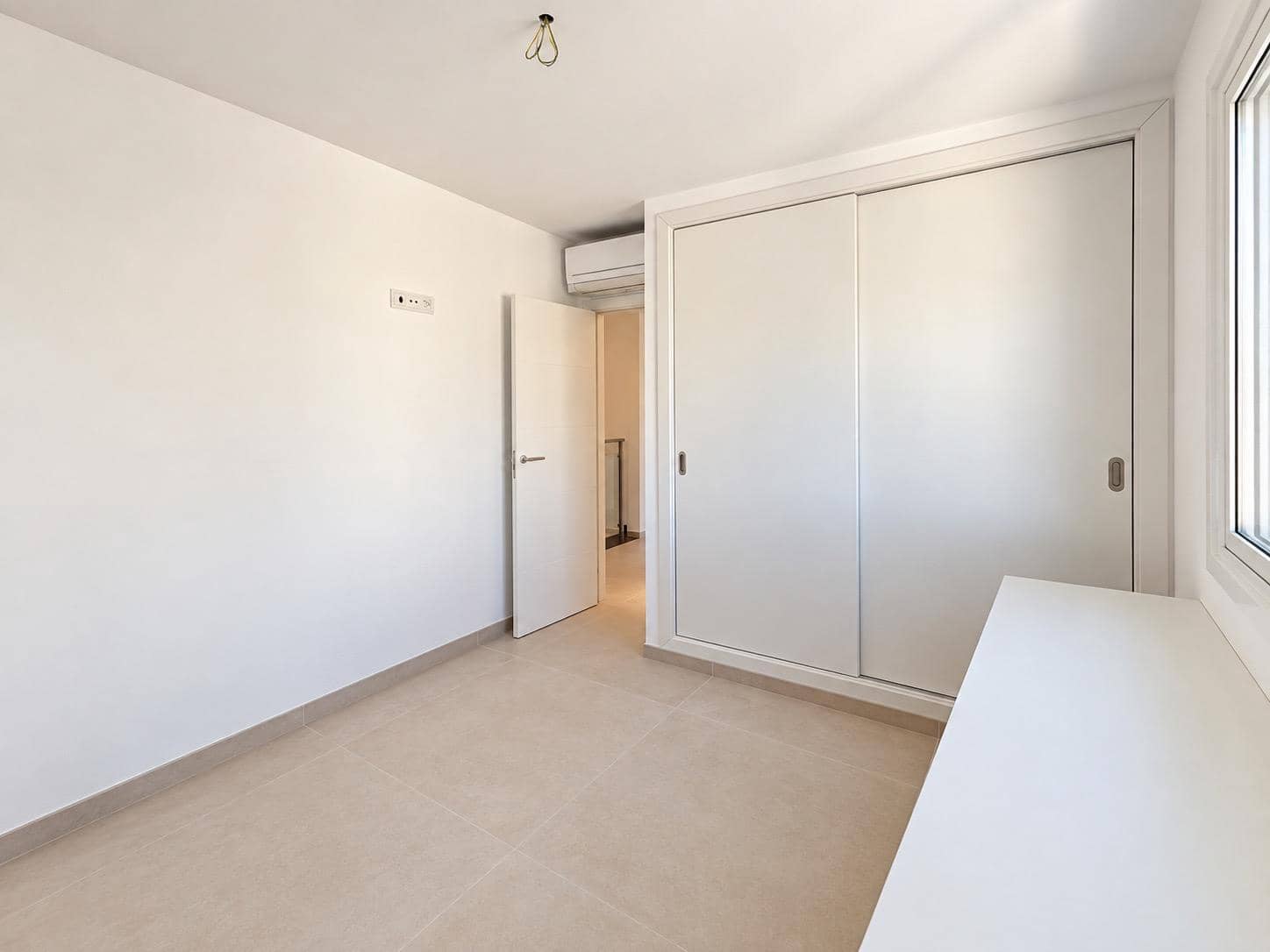 4 quarto Moradia Geminada para venda em Sa Cabaneta / La Cabaneta com piscina - 789 000 € (Ref: 10086161)