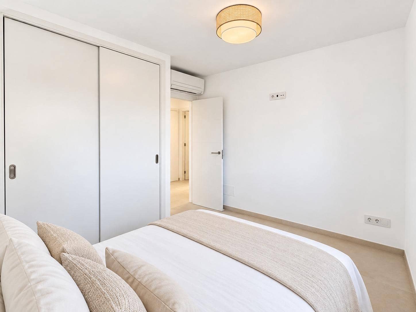 4 quarto Moradia Geminada para venda em Sa Cabaneta / La Cabaneta com piscina - 789 000 € (Ref: 10086161)