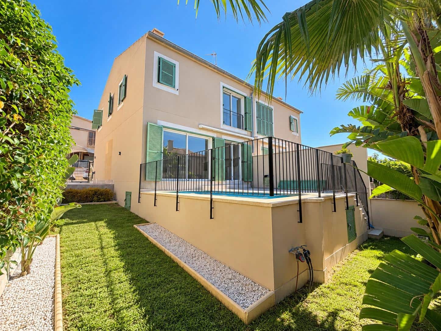 4 quarto Moradia Geminada para venda em Sa Cabaneta / La Cabaneta com piscina - 789 000 € (Ref: 10086161)