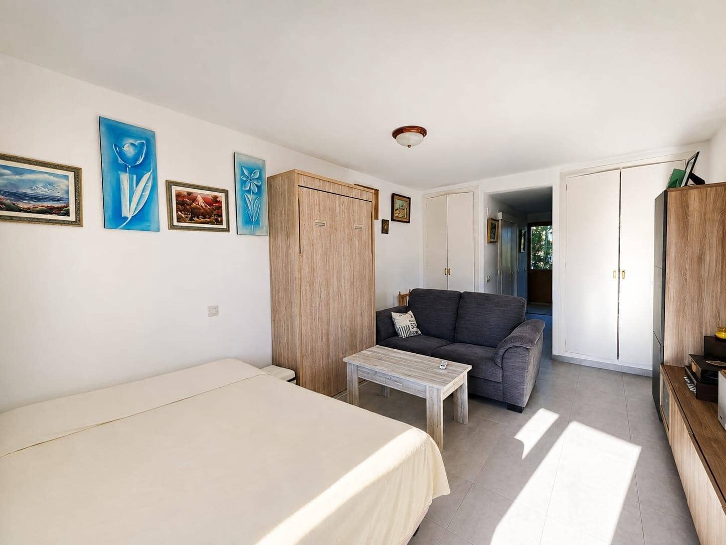 Apartament na sprzedaż w Palmanova z basenem garażem - 255 000 € (Ref: 10094683)