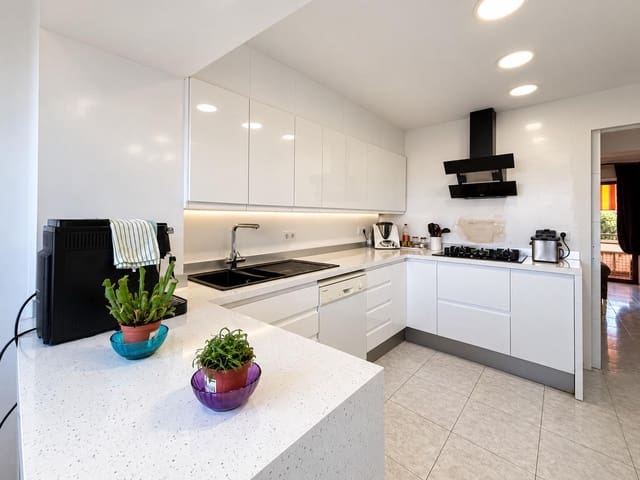3 camera da letto Appartamento in vendita in Palma de Mallorca - 370.000 € (Rif: 10111023)