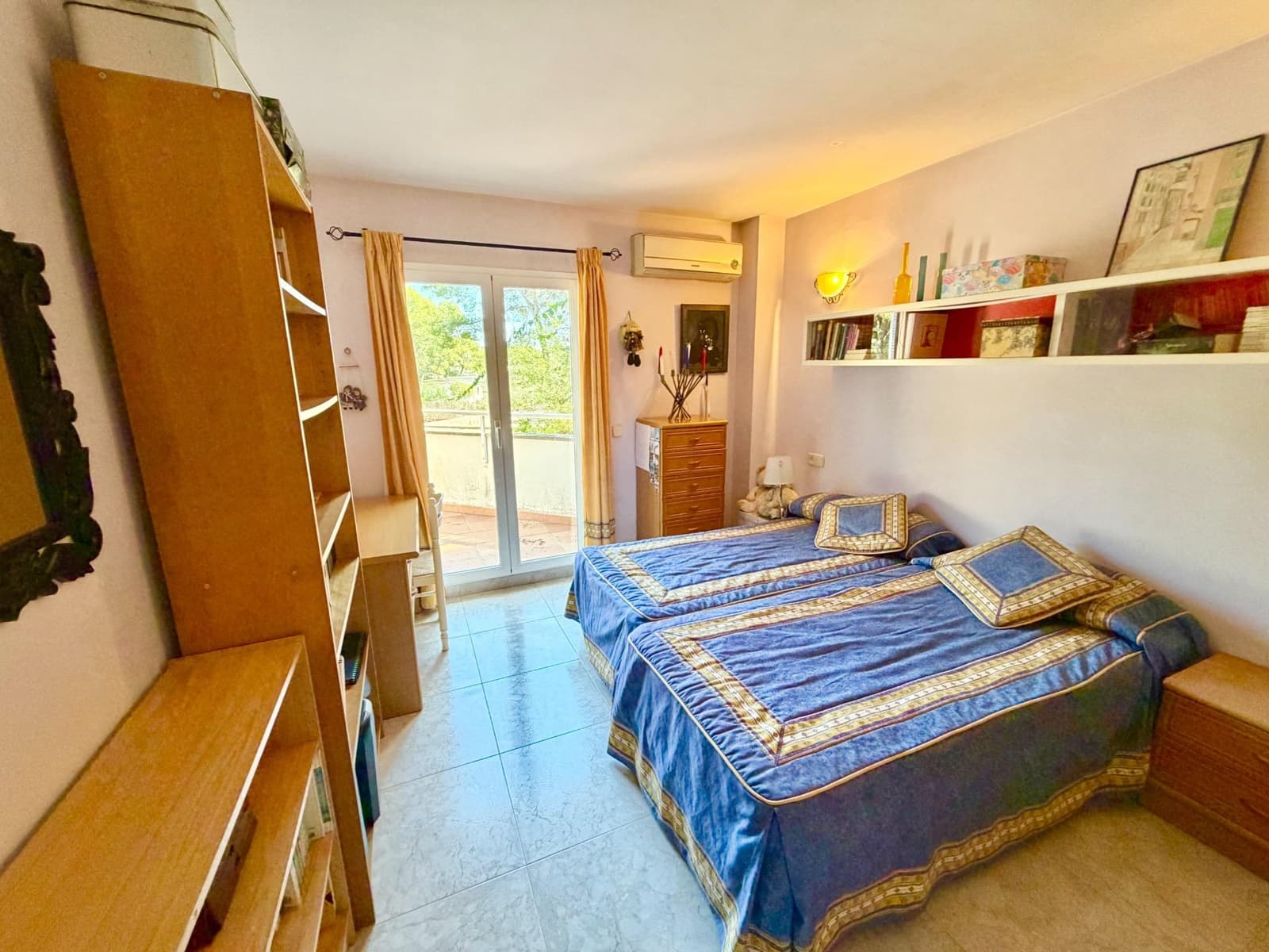 5 bedroom Villa for sale in Calvia with garage - € 1,550,000 (Ref: 10115880)