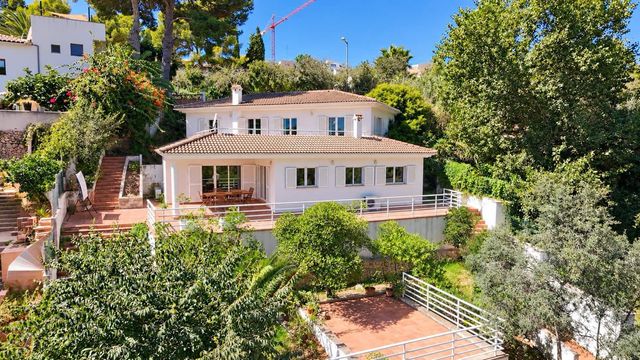 5 slaapkamer Villa te koop in Calvià met garage - € 1.550.000 (Ref: 10115880)