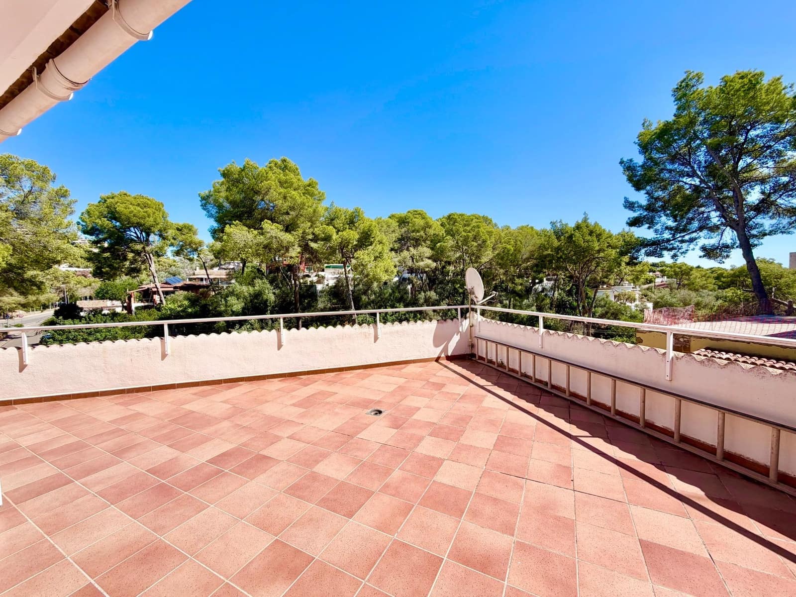 5 bedroom Villa for sale in Calvia with garage - € 1,550,000 (Ref: 10115880)