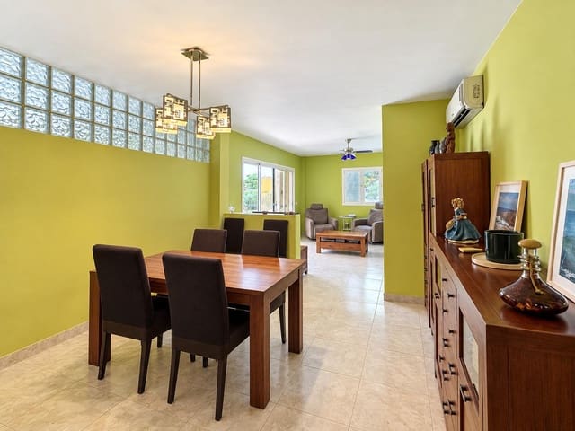 5 slaapkamer Villa te koop in Calvià met garage - € 1.550.000 (Ref: 10115880)