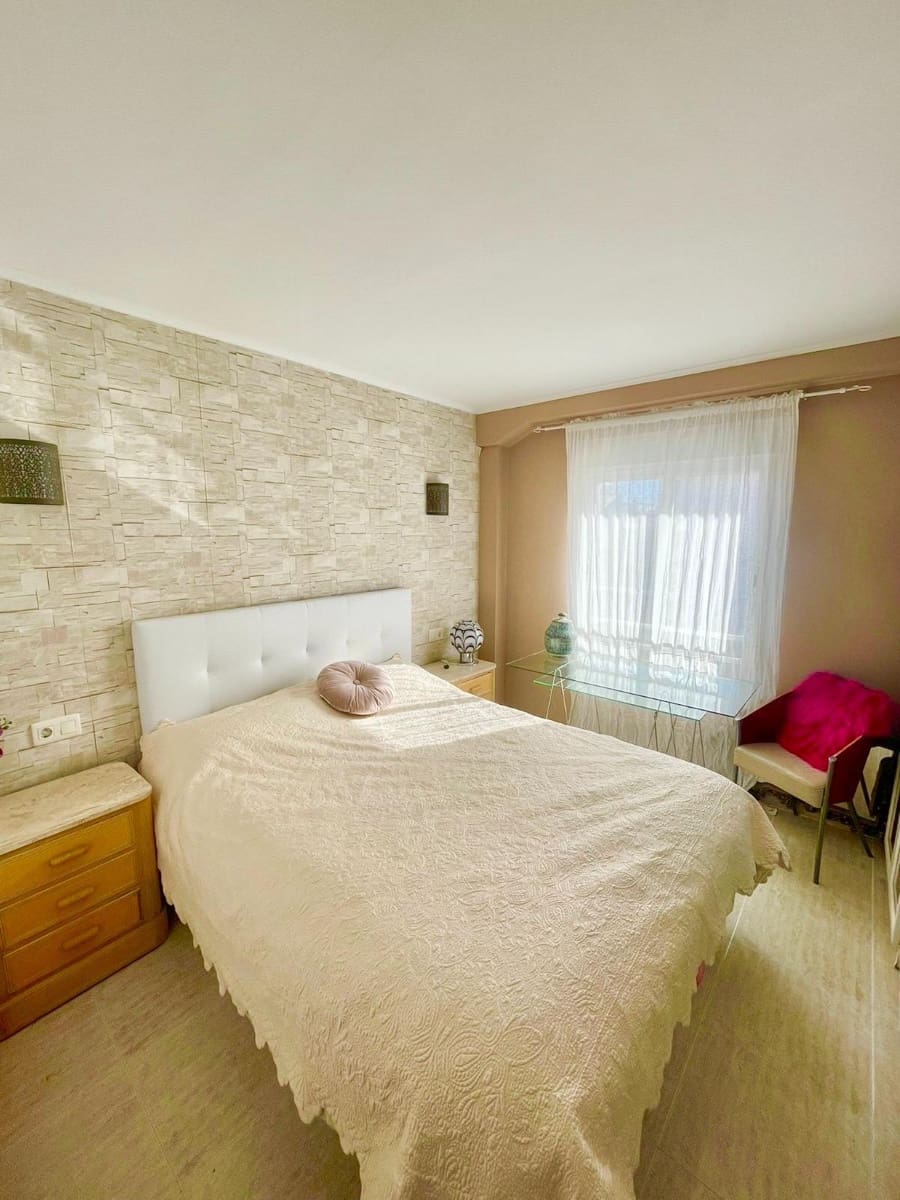 3 bedroom Flat for sale in Palma de Mallorca with garage - € 540,000 (Ref: 10132029)