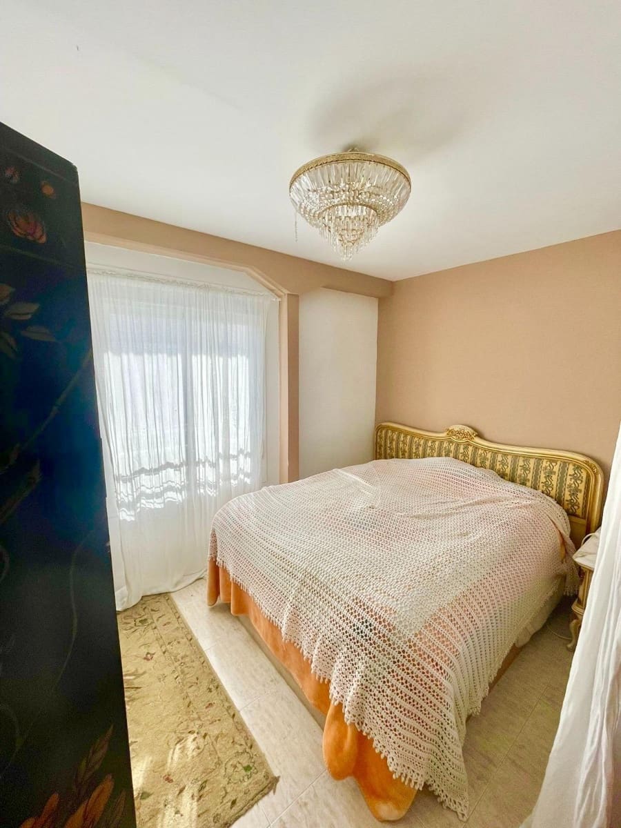 3 bedroom Flat for sale in Palma de Mallorca with garage - € 540,000 (Ref: 10132029)