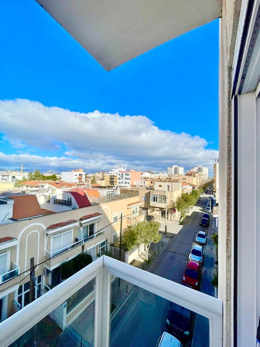 3 bedroom Flat for sale in Palma de Mallorca with garage - € 540,000 (Ref: 10132029)