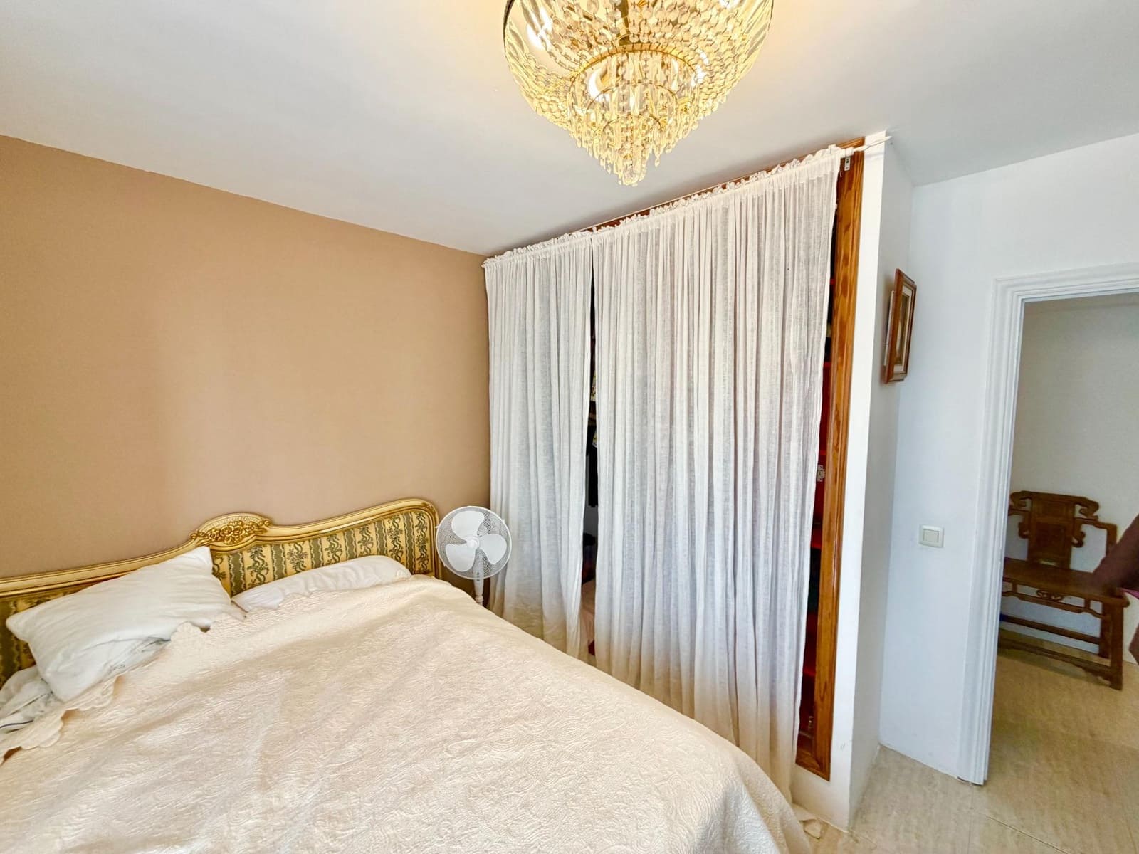 3 bedroom Flat for sale in Palma de Mallorca with garage - € 540,000 (Ref: 10132029)