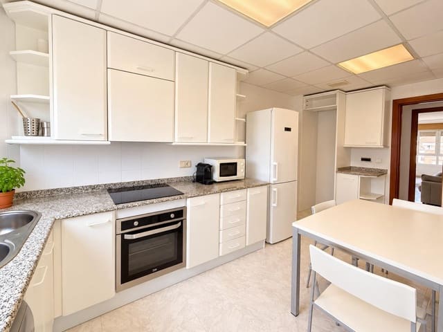 3 sovrum Lägenhet att hyra i Son Armadans, Palma de Mallorca med garage - 2 500 € (Ref: 10136080)