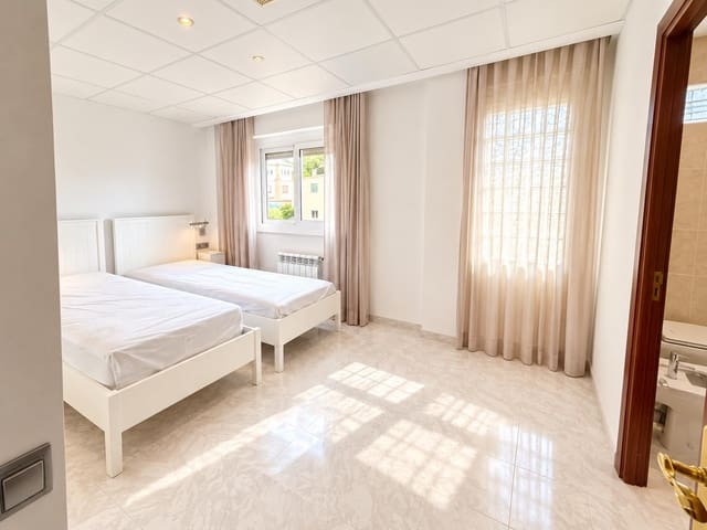 3 sovrum Lägenhet att hyra i Son Armadans, Palma de Mallorca med garage - 2 500 € (Ref: 10136080)