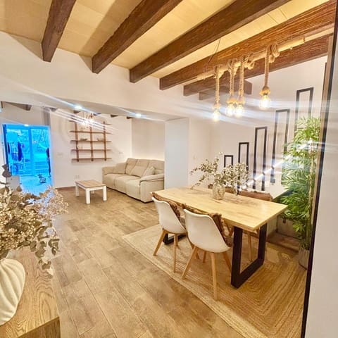3 soverom Hus til salgs i Inca med svømmebasseng - € 749 000 (Ref: 10136083)