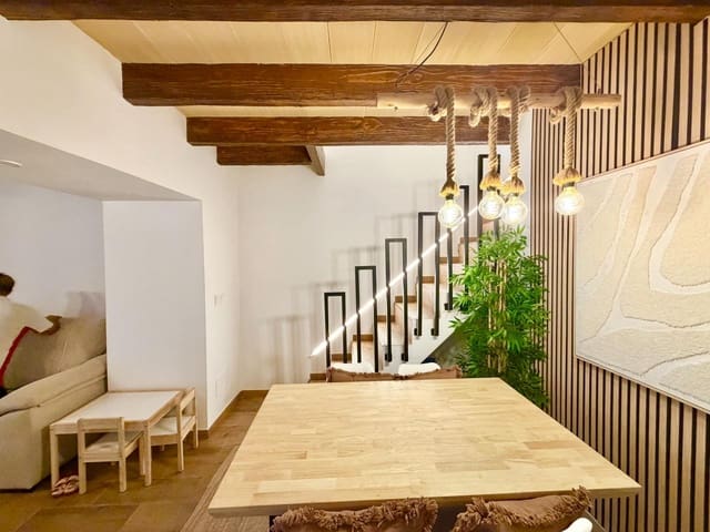 3 soverom Hus til salgs i Inca med svømmebasseng - € 749 000 (Ref: 10136083)