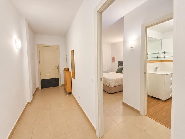 1 slaapkamer Appartement te koop in Llucmajor met zwembad garage - € 349.000 (Ref: 10161522)