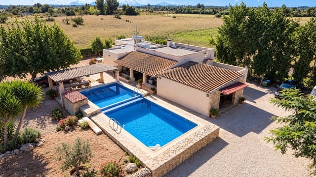 3 quarto Quinta/Casa Rural para venda em Sencelles com piscina garagem - 690 000 € (Ref: 10183141)