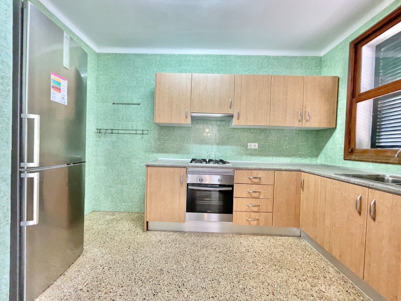 3 bedroom Villa for rent in L'Arenal / S'Arenal with garage - € 1,500 (Ref: 10187113)