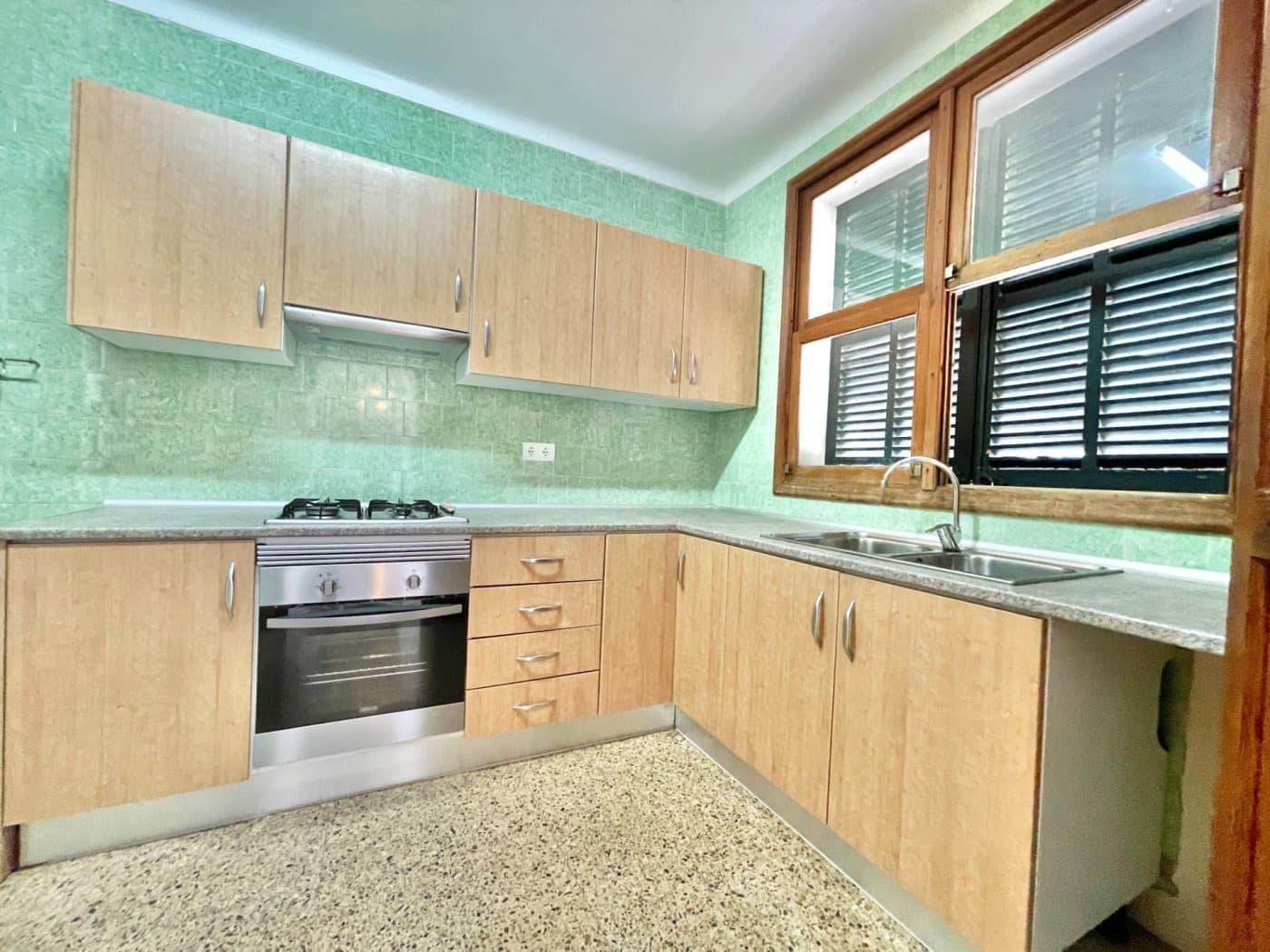 3 bedroom Villa for rent in L'Arenal / S'Arenal with garage - € 1,500 (Ref: 10187113)