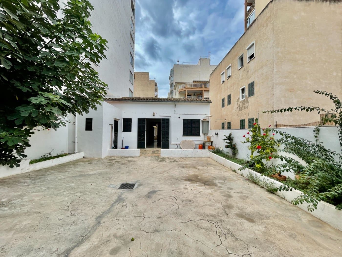 3 bedroom Villa for rent in L'Arenal / S'Arenal with garage - € 1,500 (Ref: 10187113)