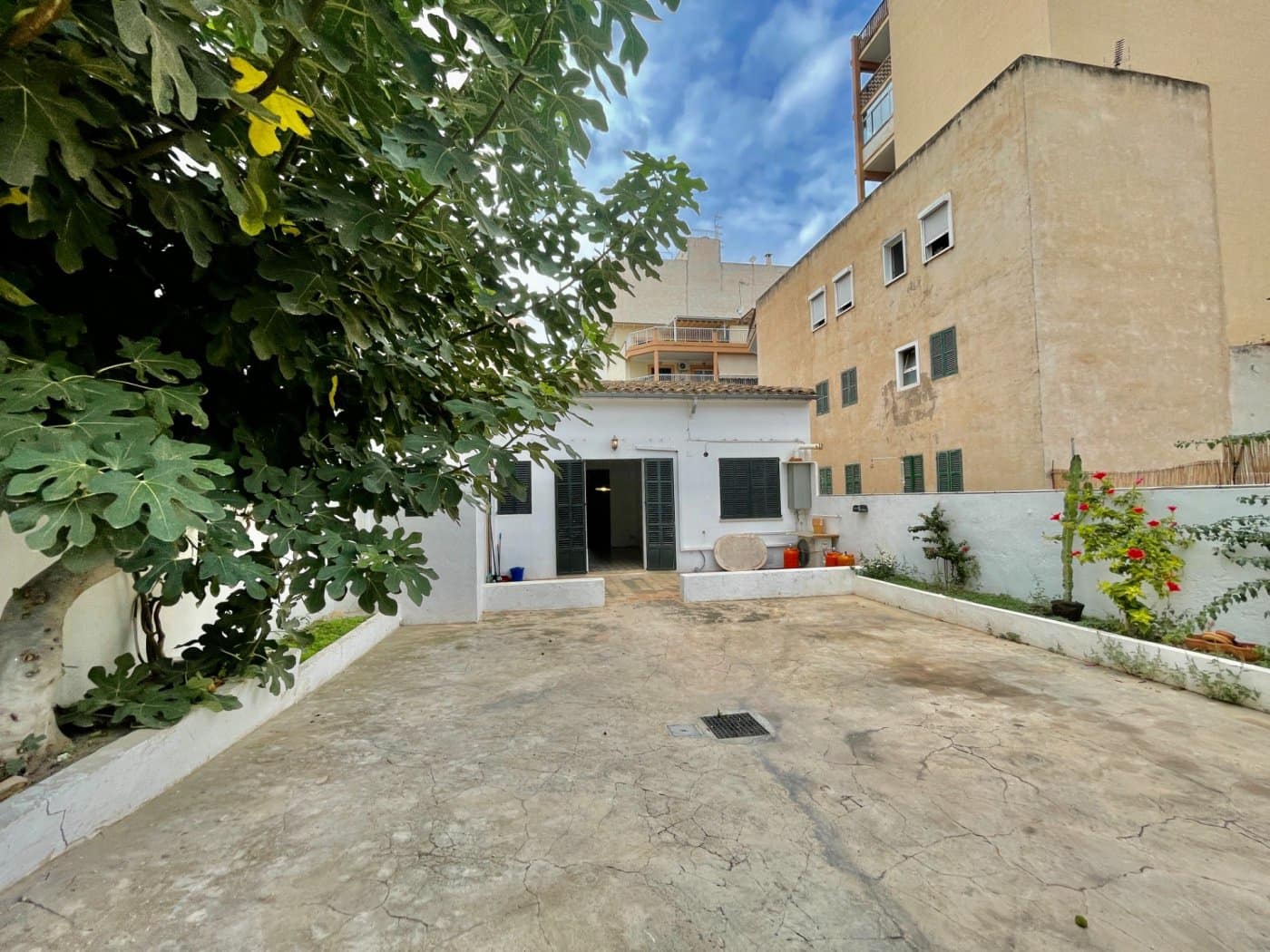 3 bedroom Villa for rent in L'Arenal / S'Arenal with garage - € 1,500 (Ref: 10187113)