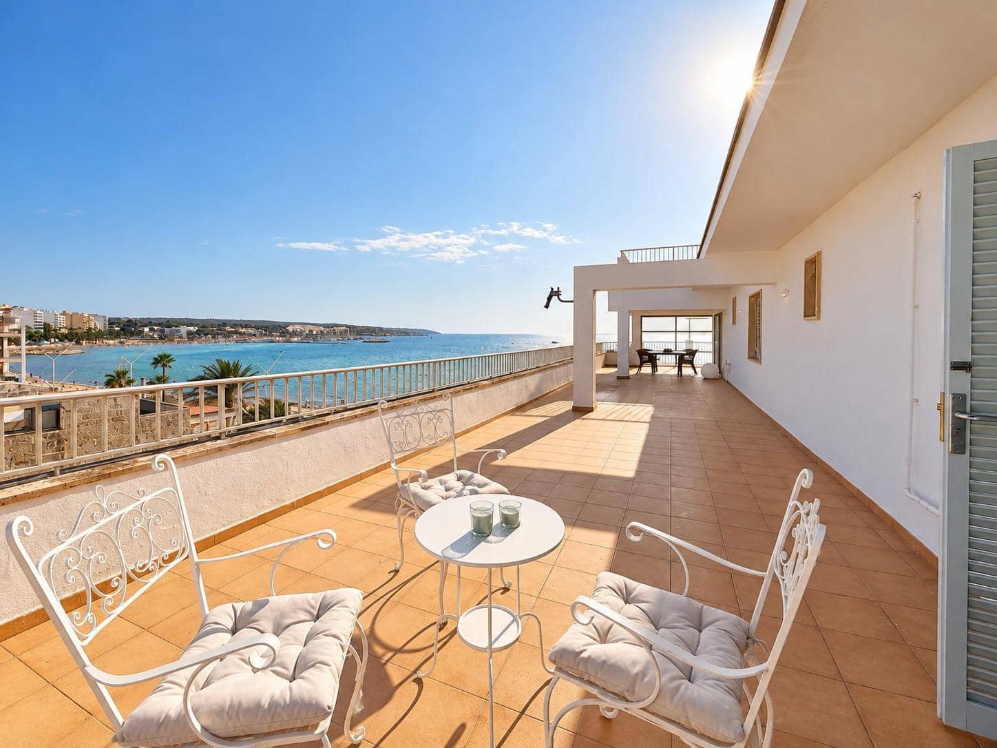 Ático de 4 habitaciones en Palma de Mallorca en alquiler - 2.300 € (Ref: 7061463)