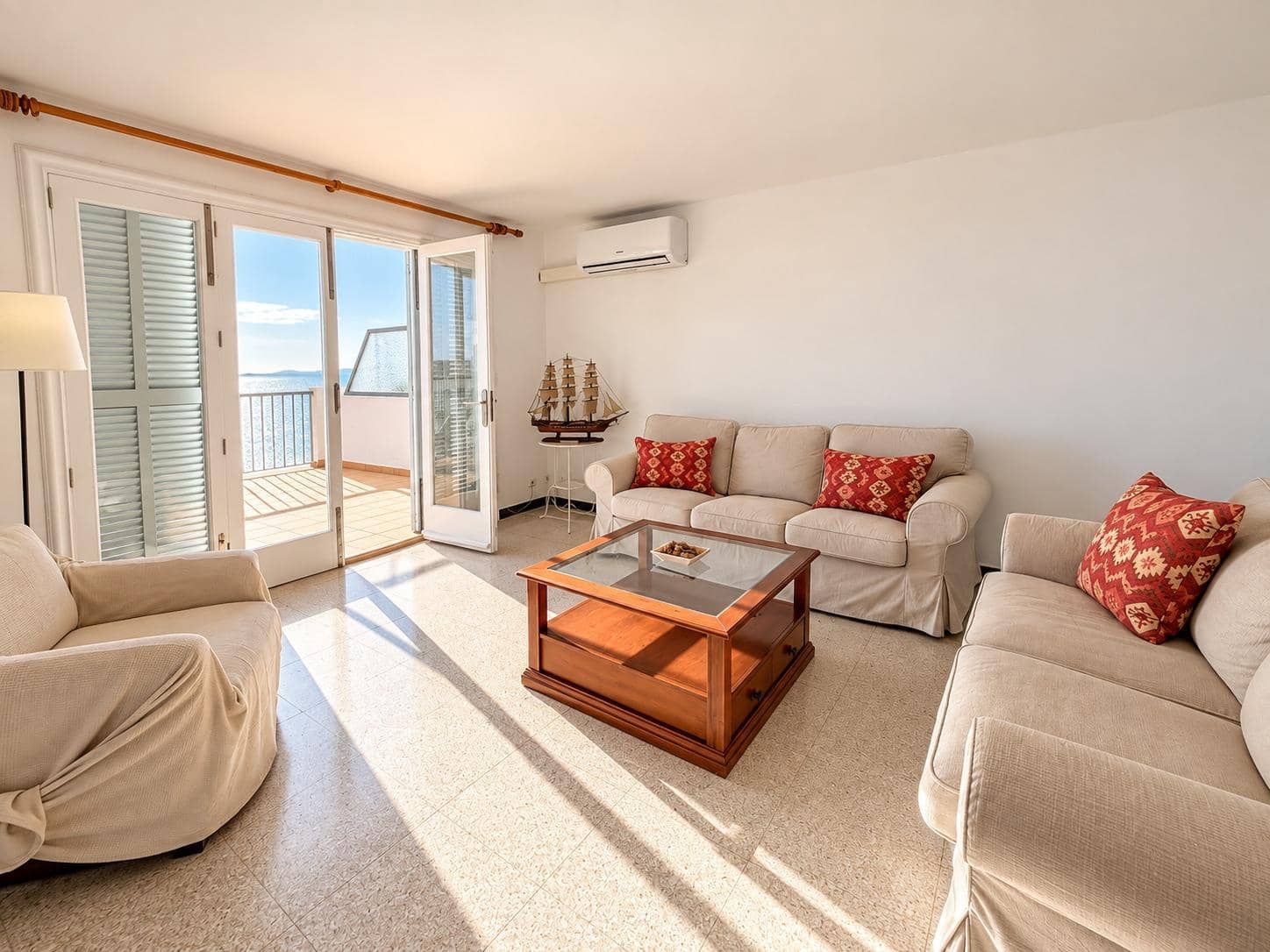 Ático de 4 habitaciones en Palma de Mallorca en alquiler - 2.300 € (Ref: 7061463)